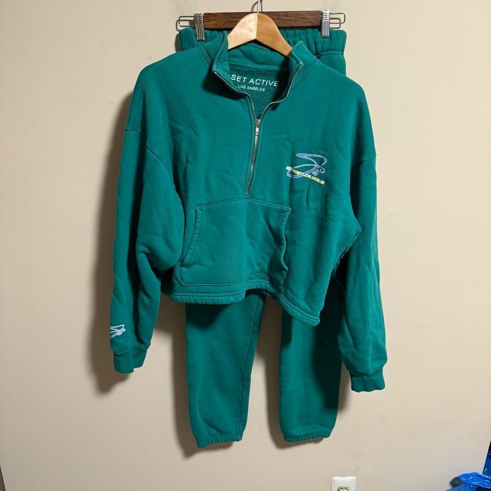 Set Active Half Zip Sweater & Sweatpants Matching Set in Palm Green- Size Small